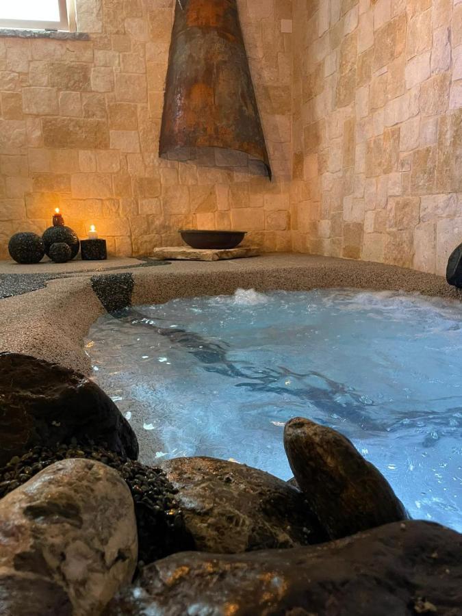 Domus Parva - Villa Con Bio-Piscina, Spa Privata E Appartamenti Panoramici Bacoli Buitenkant foto