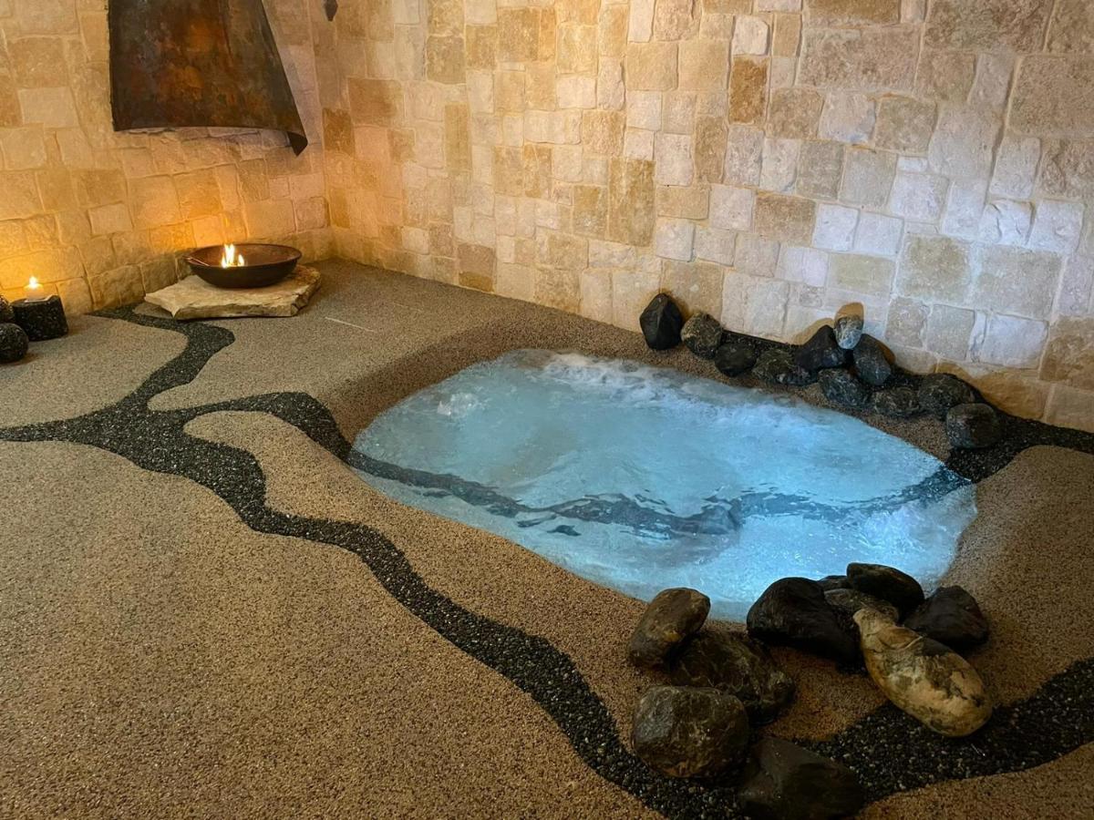 Domus Parva - Villa Con Bio-Piscina, Spa Privata E Appartamenti Panoramici Bacoli Buitenkant foto