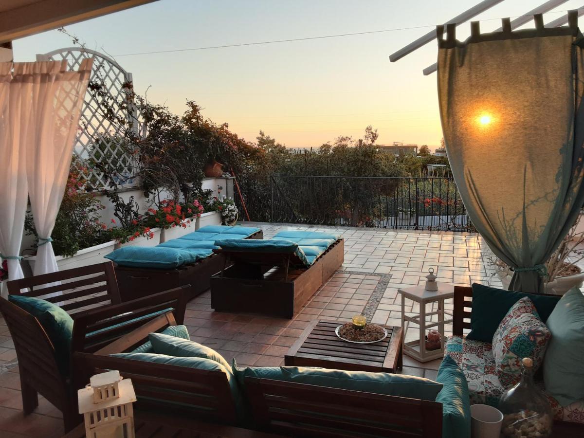 Domus Parva - Villa Con Bio-Piscina, Spa Privata E Appartamenti Panoramici Bacoli Buitenkant foto