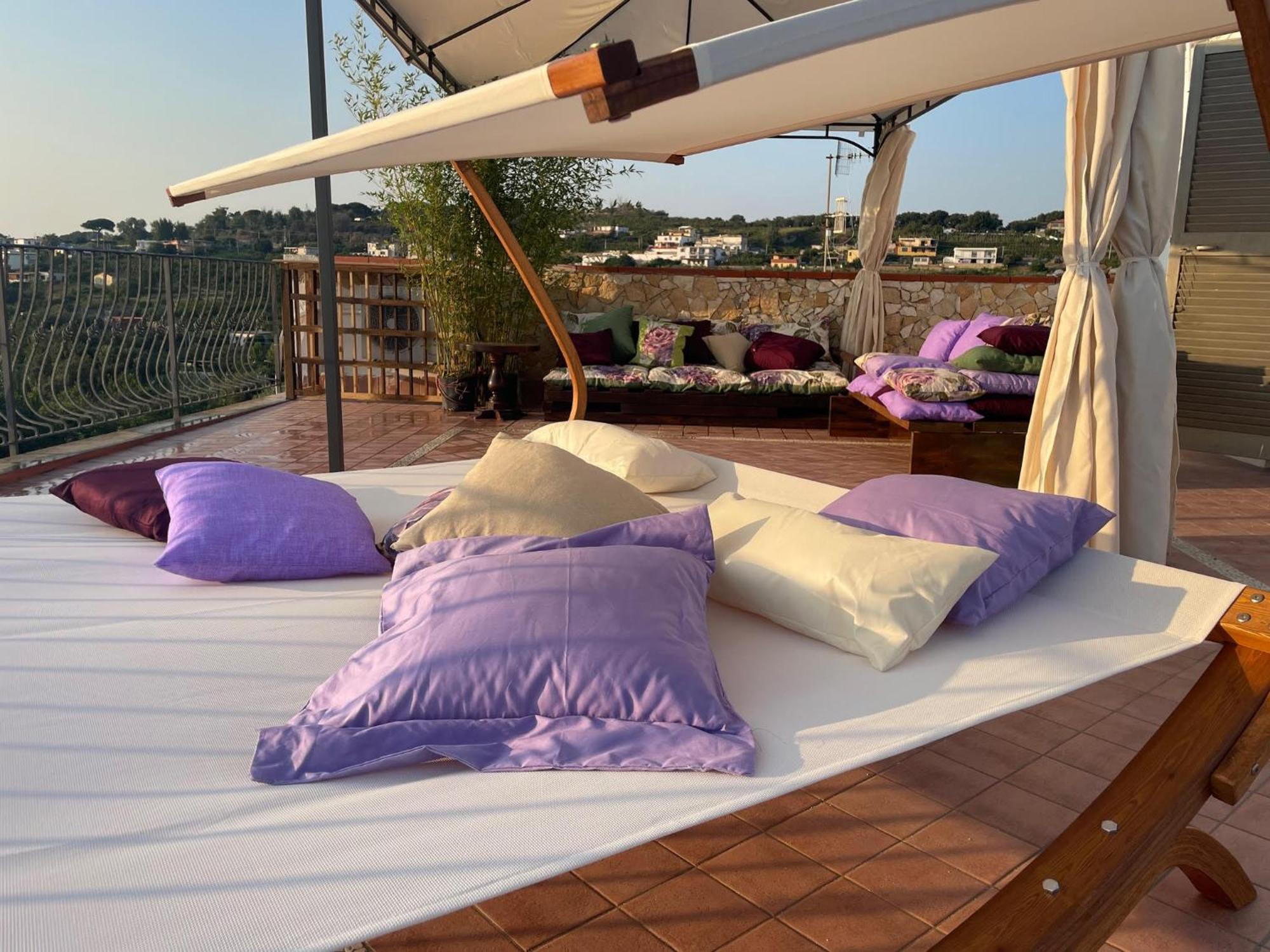 Domus Parva - Villa Con Bio-Piscina, Spa Privata E Appartamenti Panoramici Bacoli Buitenkant foto