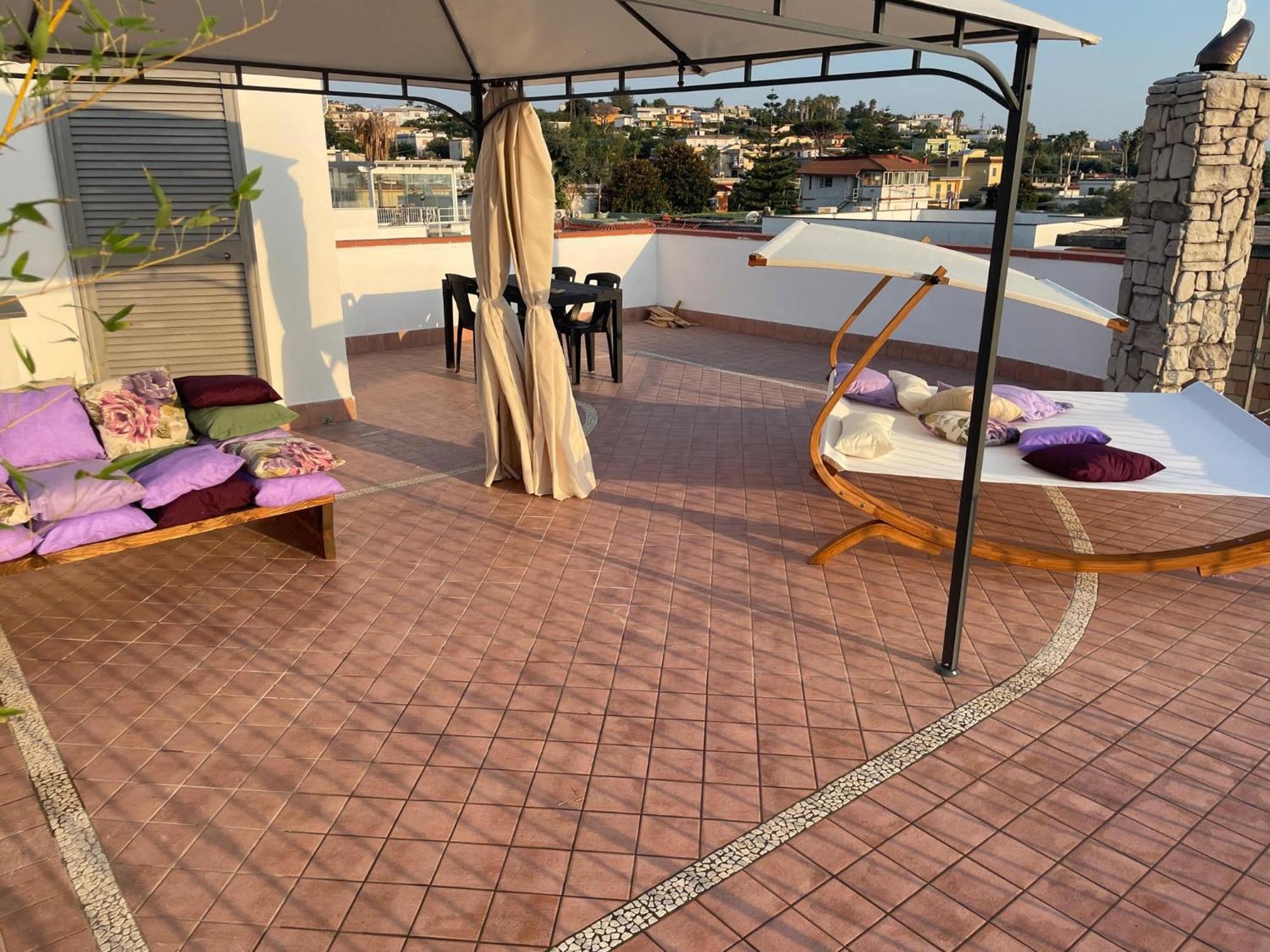 Domus Parva - Villa Con Bio-Piscina, Spa Privata E Appartamenti Panoramici Bacoli Buitenkant foto