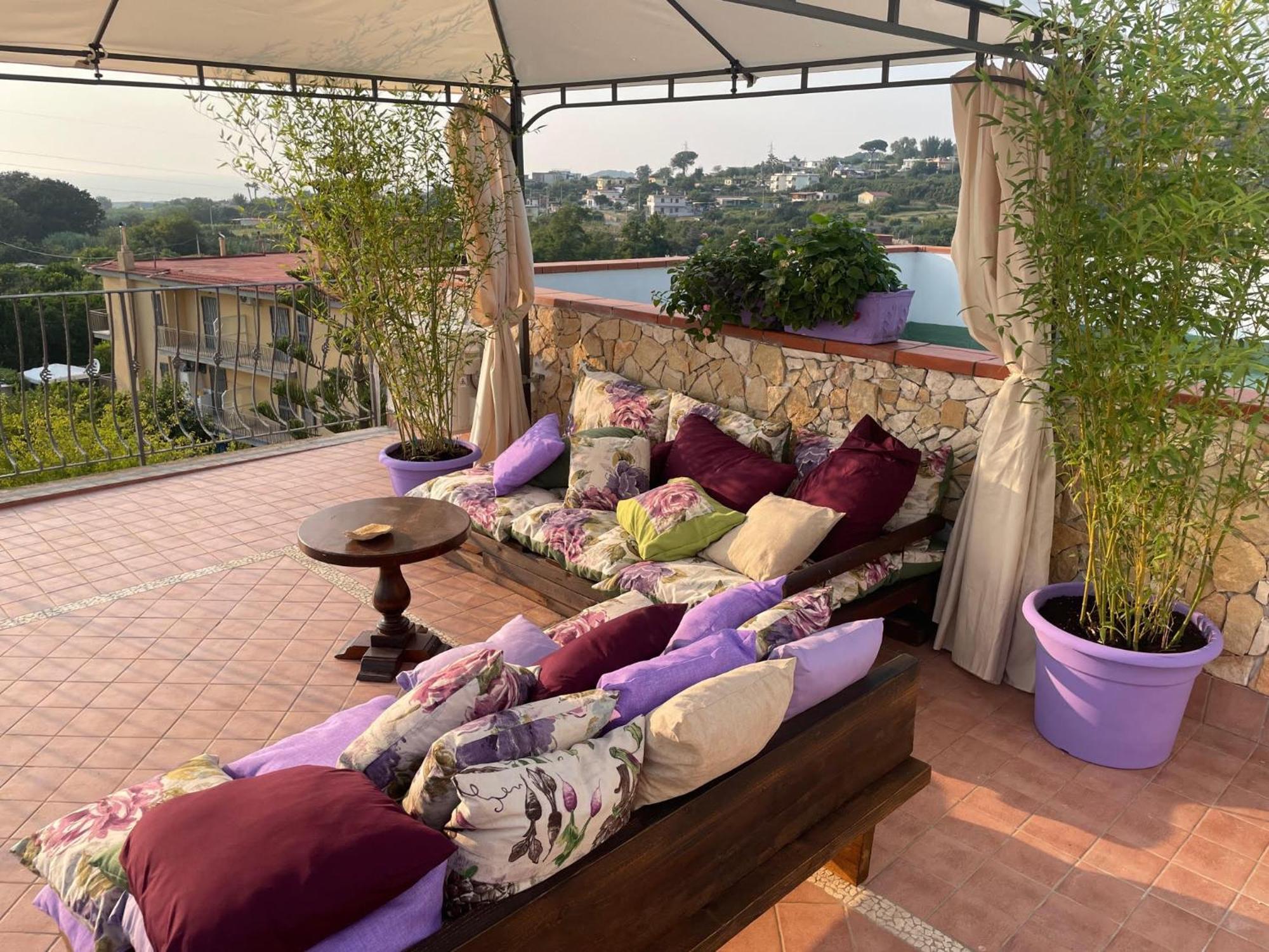 Domus Parva - Villa Con Bio-Piscina, Spa Privata E Appartamenti Panoramici Bacoli Buitenkant foto